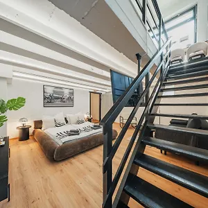 hotellátogatás
