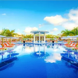 https://moon-palace-grand.quintano-roohotels.com